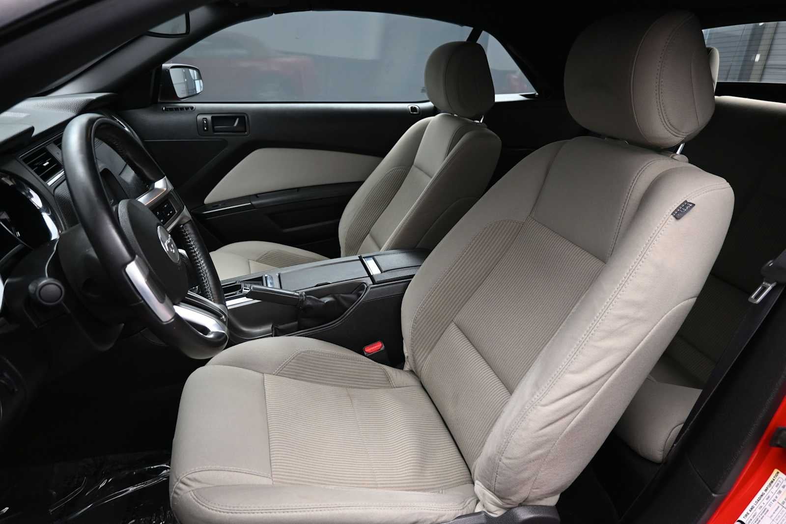 2014 Ford Mustang V6