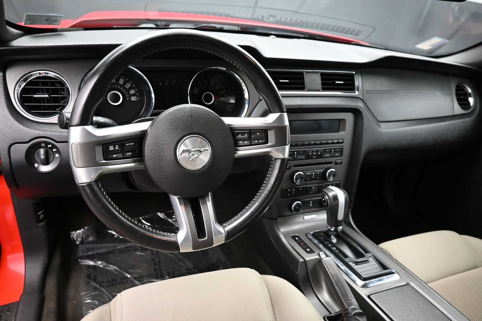 2014 Ford Mustang V6