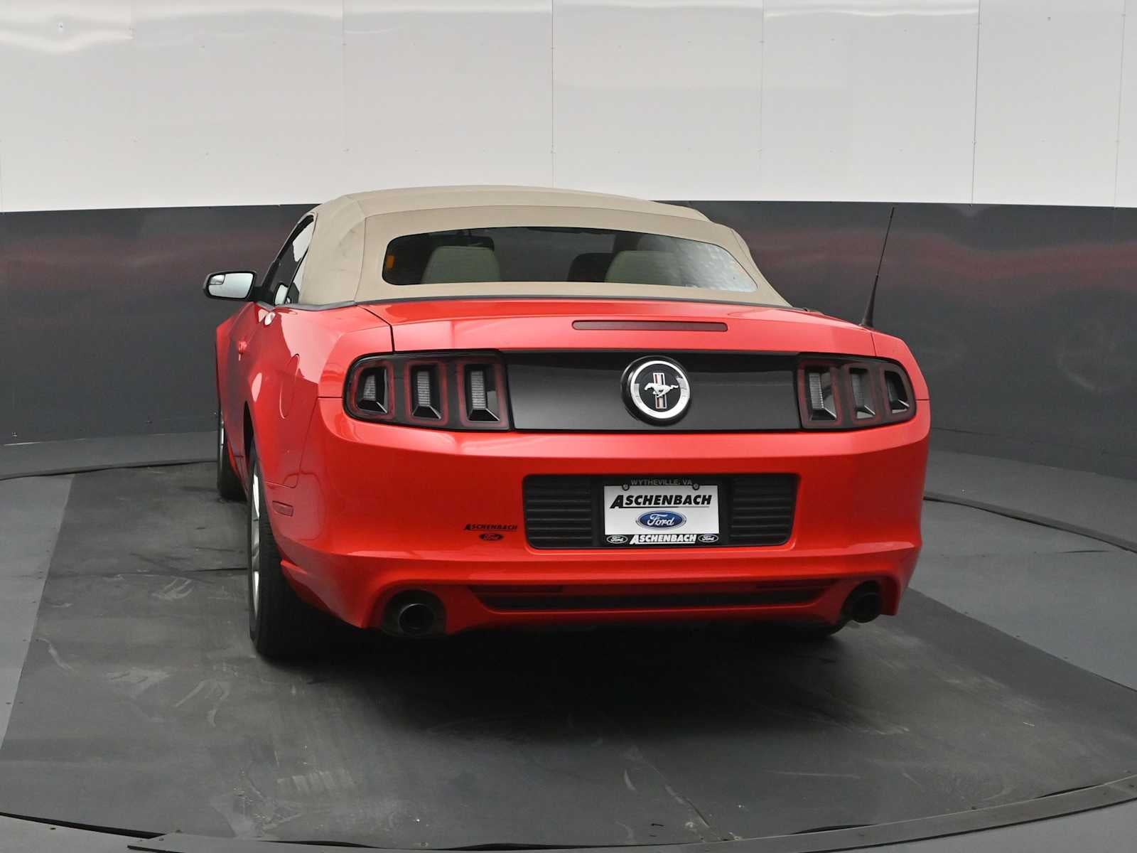 2014 Ford Mustang V6