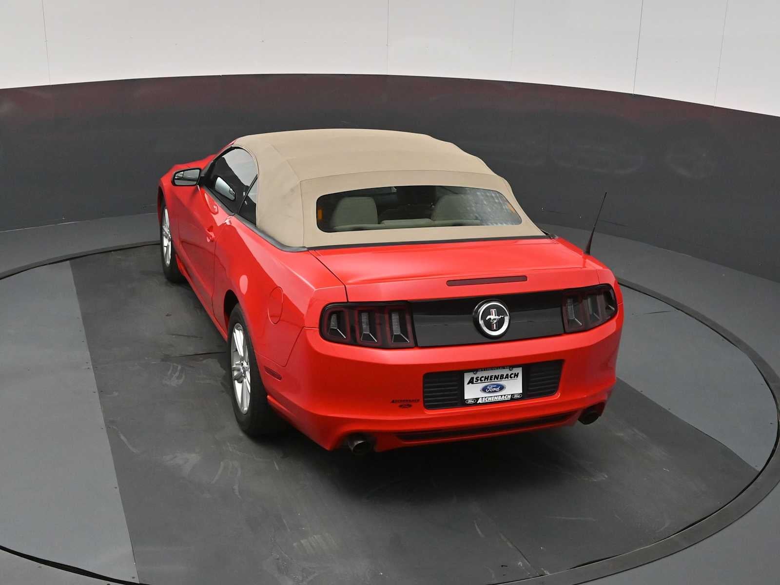 2014 Ford Mustang V6