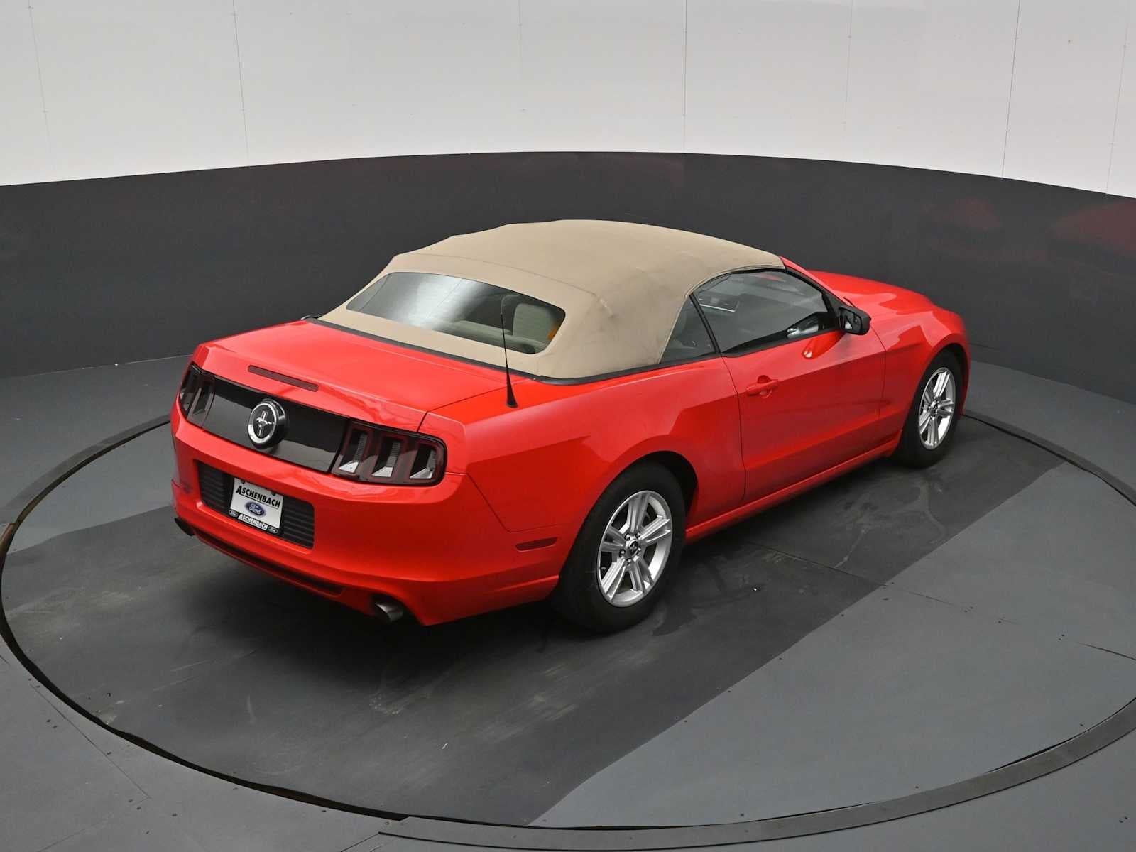 2014 Ford Mustang V6