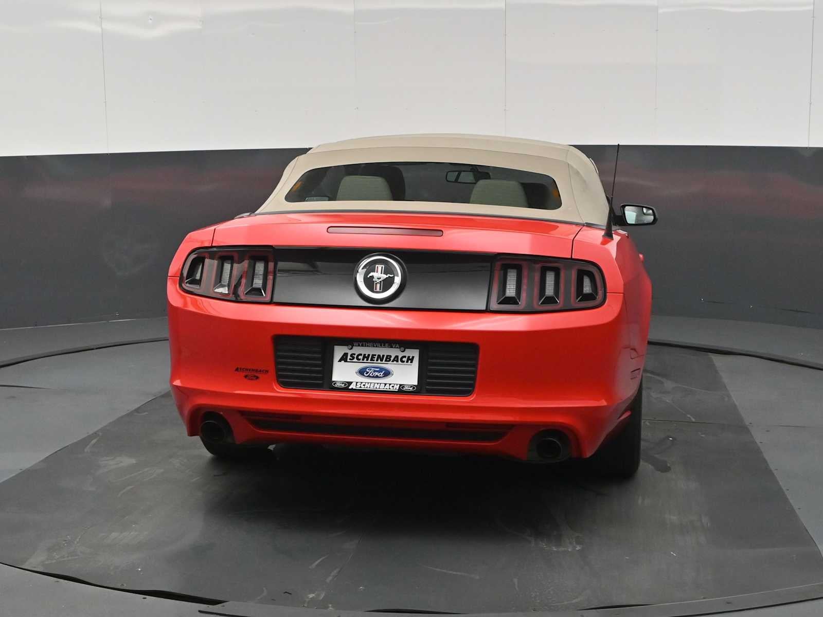 2014 Ford Mustang V6