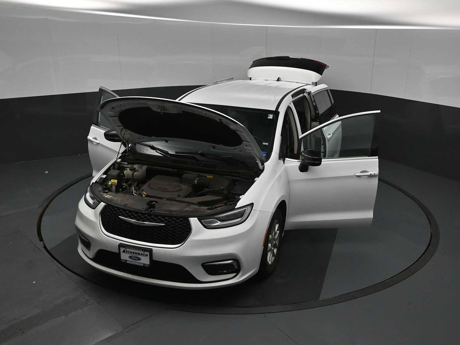 2024 Chrysler Pacifica Touring L