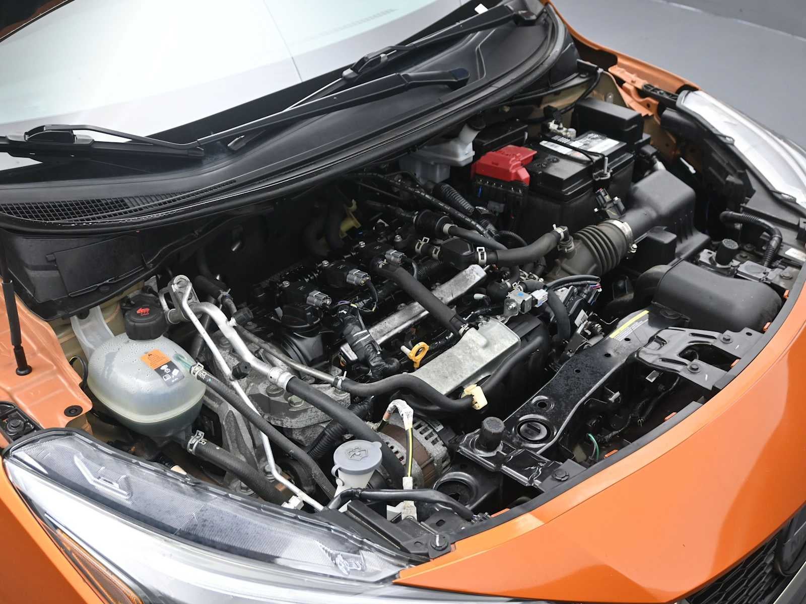 2021 Nissan Versa SR