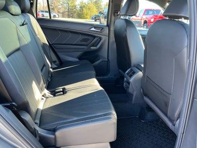 2022 Volkswagen Tiguan SE R-Line Black