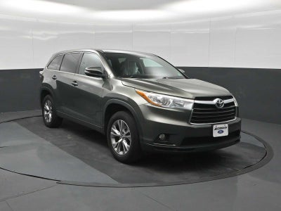 2016 Toyota Highlander LE