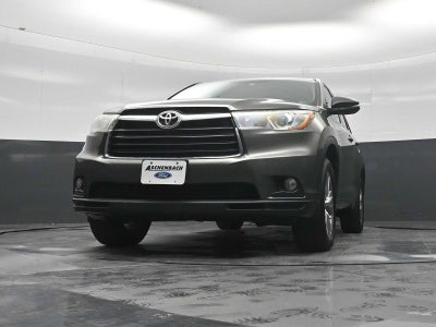 2016 Toyota Highlander LE