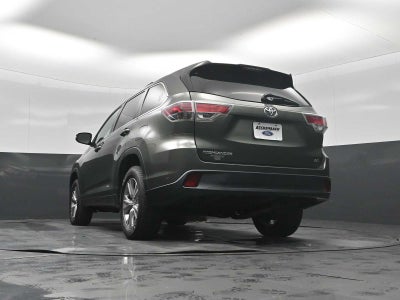 2016 Toyota Highlander LE