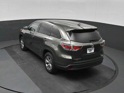 2016 Toyota Highlander LE
