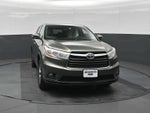 2016 Toyota Highlander LE