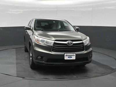 2016 Toyota Highlander LE