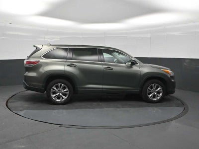 2016 Toyota Highlander LE