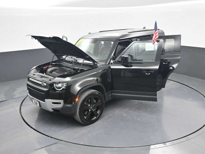 2023 Land Rover Defender SE
