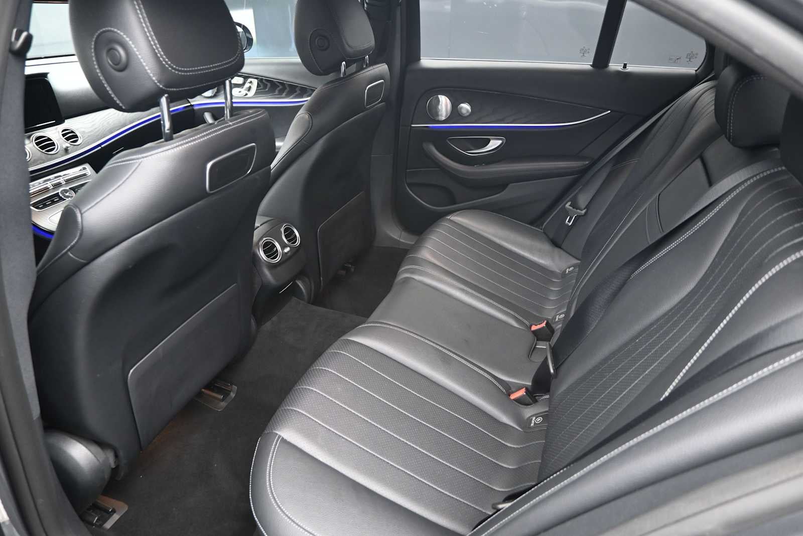 2019 Mercedes-Benz E 300 E 300