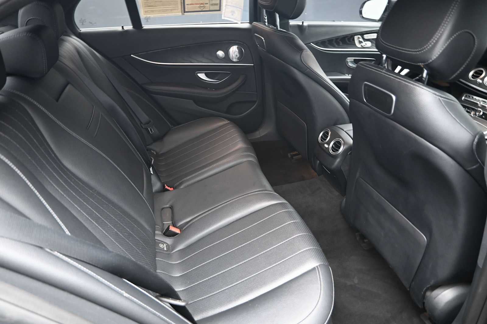 2019 Mercedes-Benz E 300 E 300