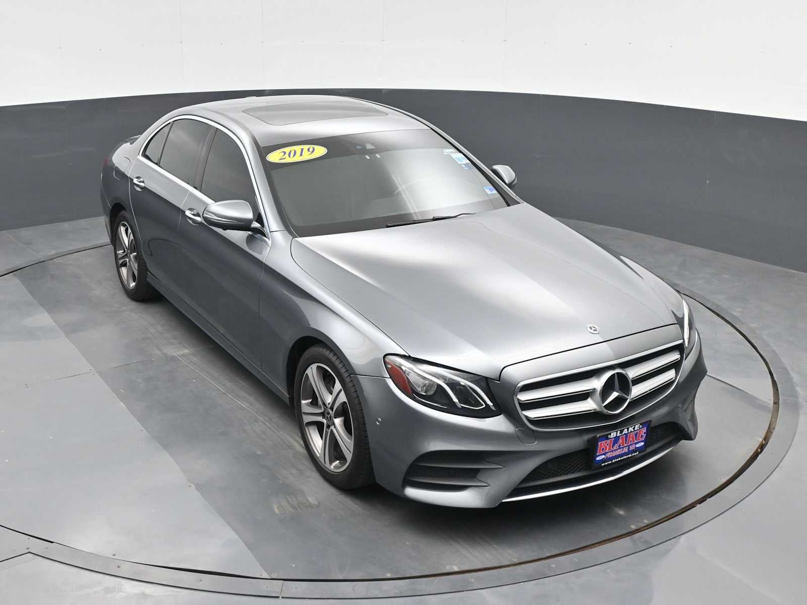2019 Mercedes-Benz E 300 E 300