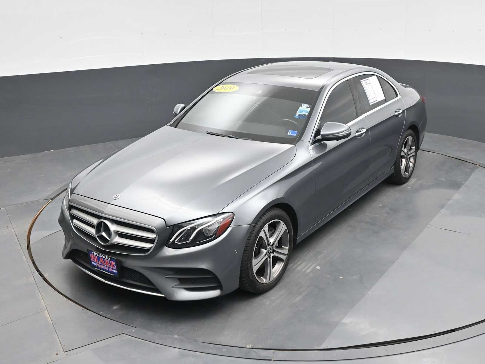 2019 Mercedes-Benz E 300 E 300