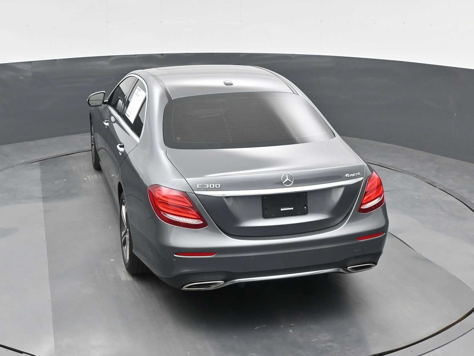 2019 Mercedes-Benz E 300 E 300