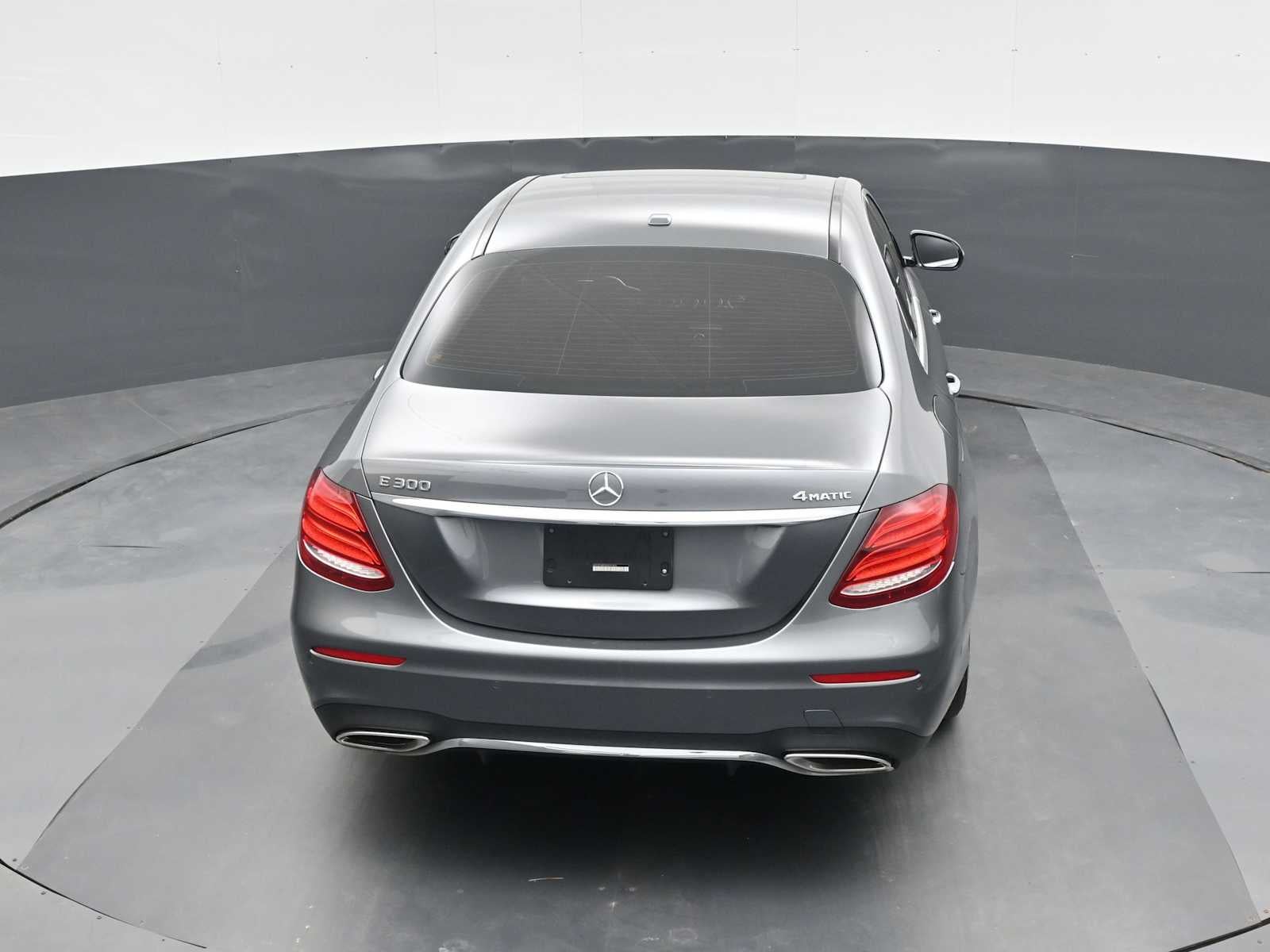 2019 Mercedes-Benz E 300 E 300
