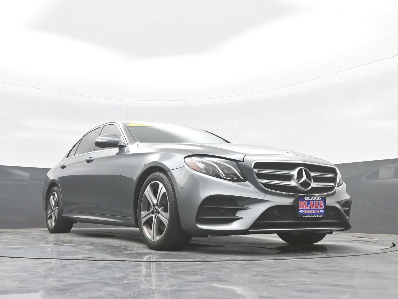 2019 Mercedes-Benz E 300 E 300