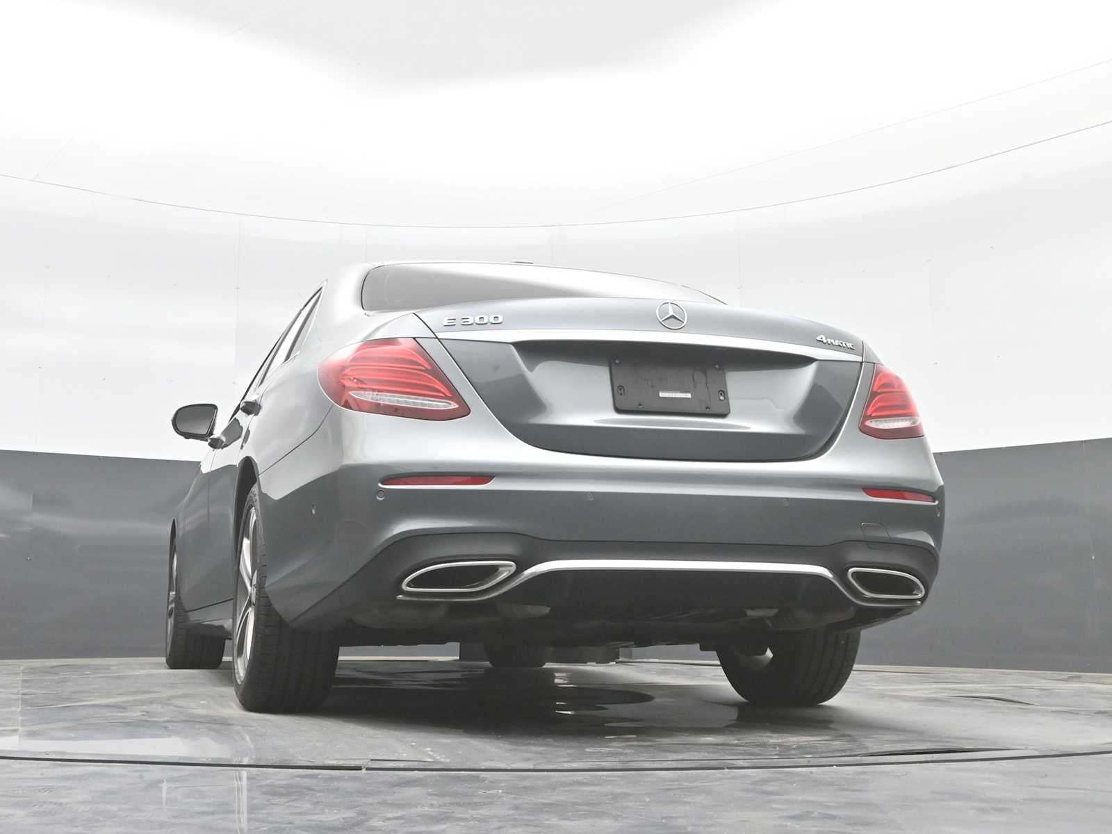 2019 Mercedes-Benz E 300 E 300