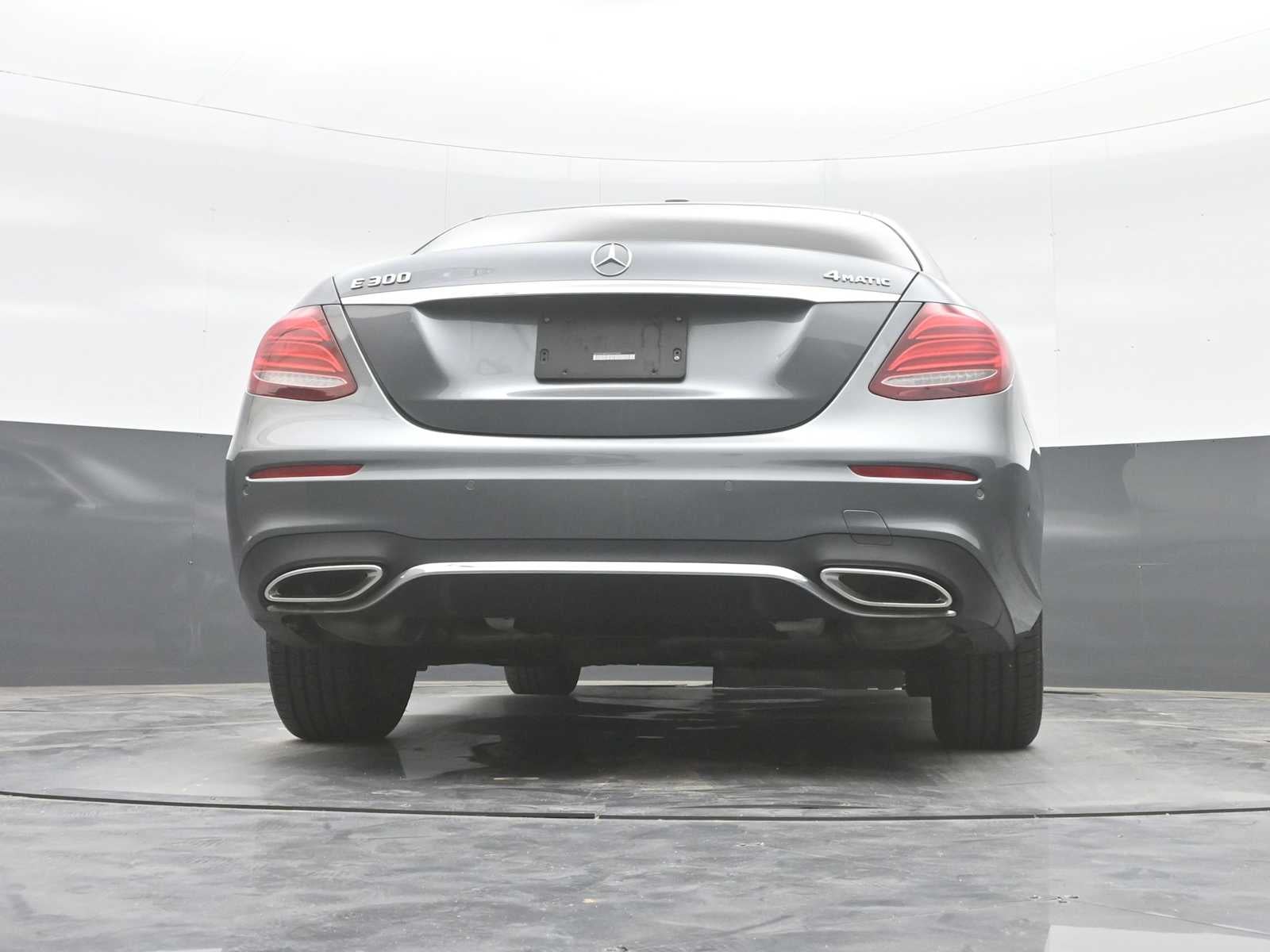 2019 Mercedes-Benz E 300 E 300