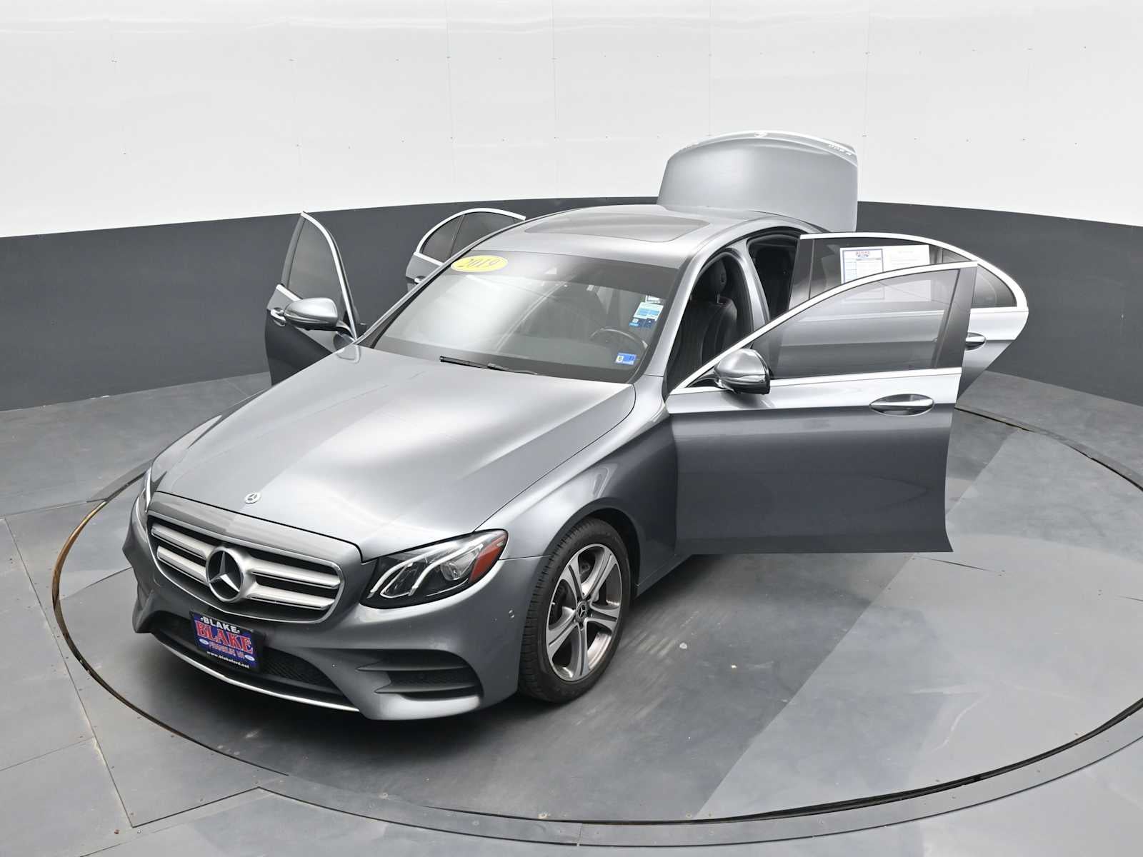 2019 Mercedes-Benz E 300 E 300