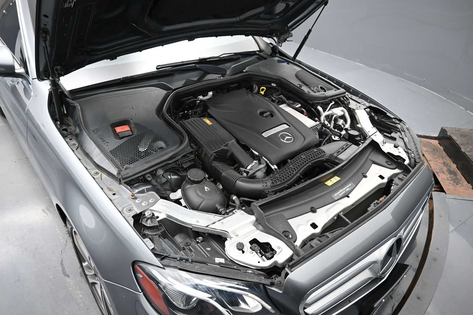 2019 Mercedes-Benz E 300 E 300