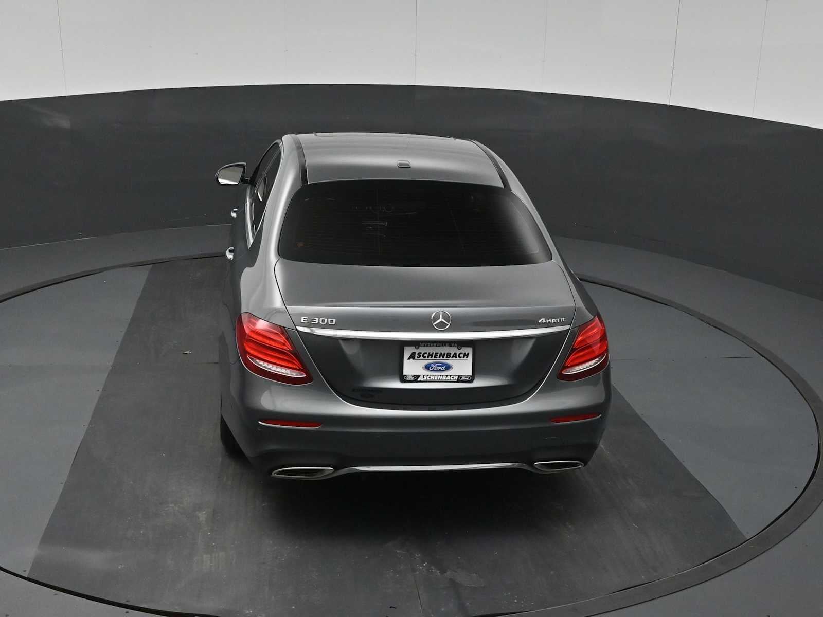 2019 Mercedes-Benz E 300 E 300