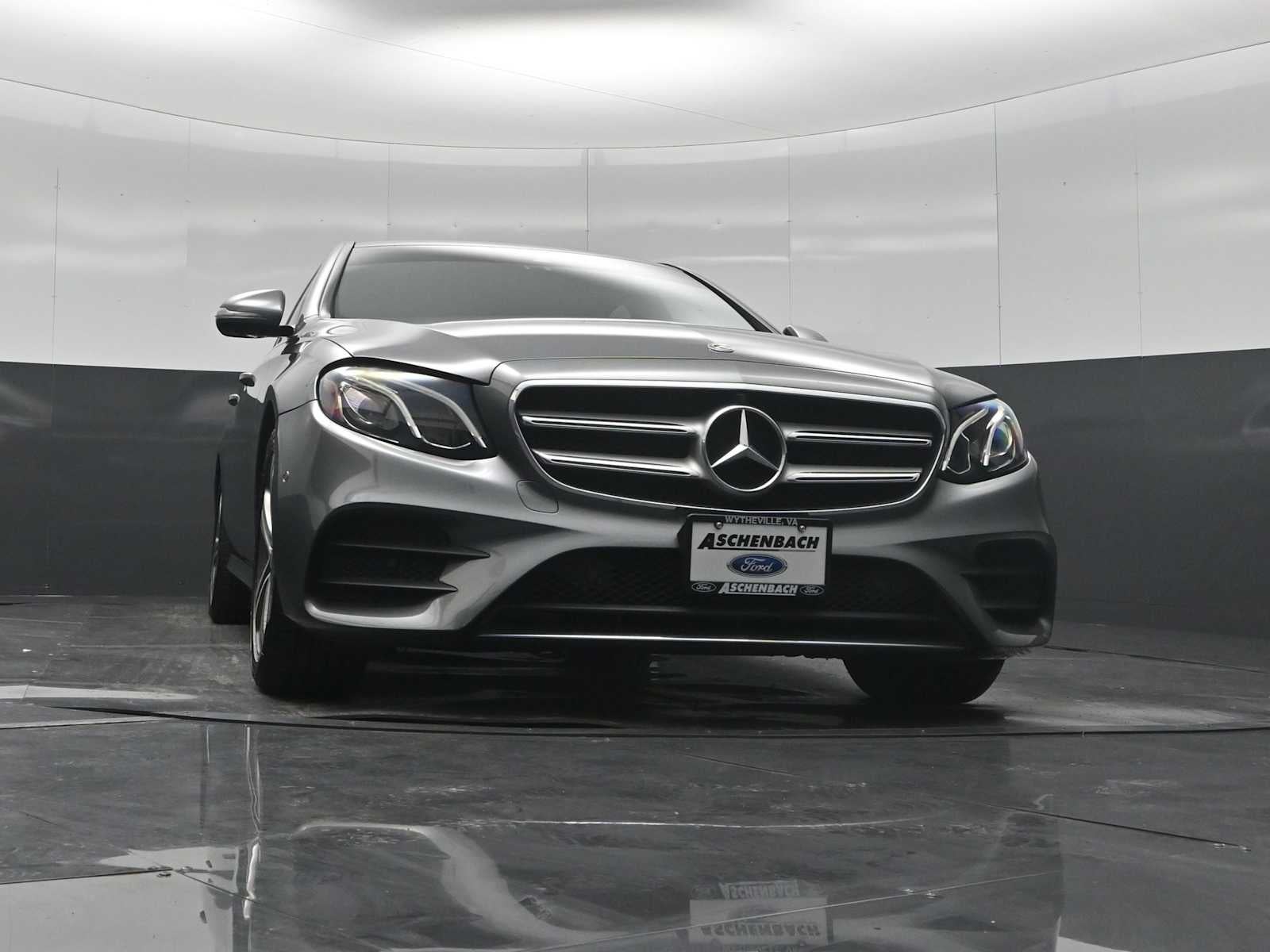 2019 Mercedes-Benz E 300 E 300