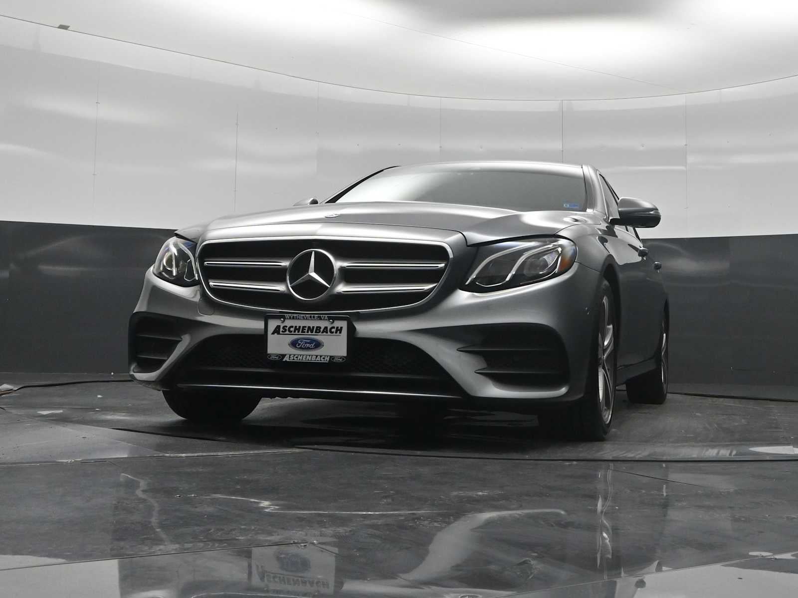 2019 Mercedes-Benz E 300 E 300
