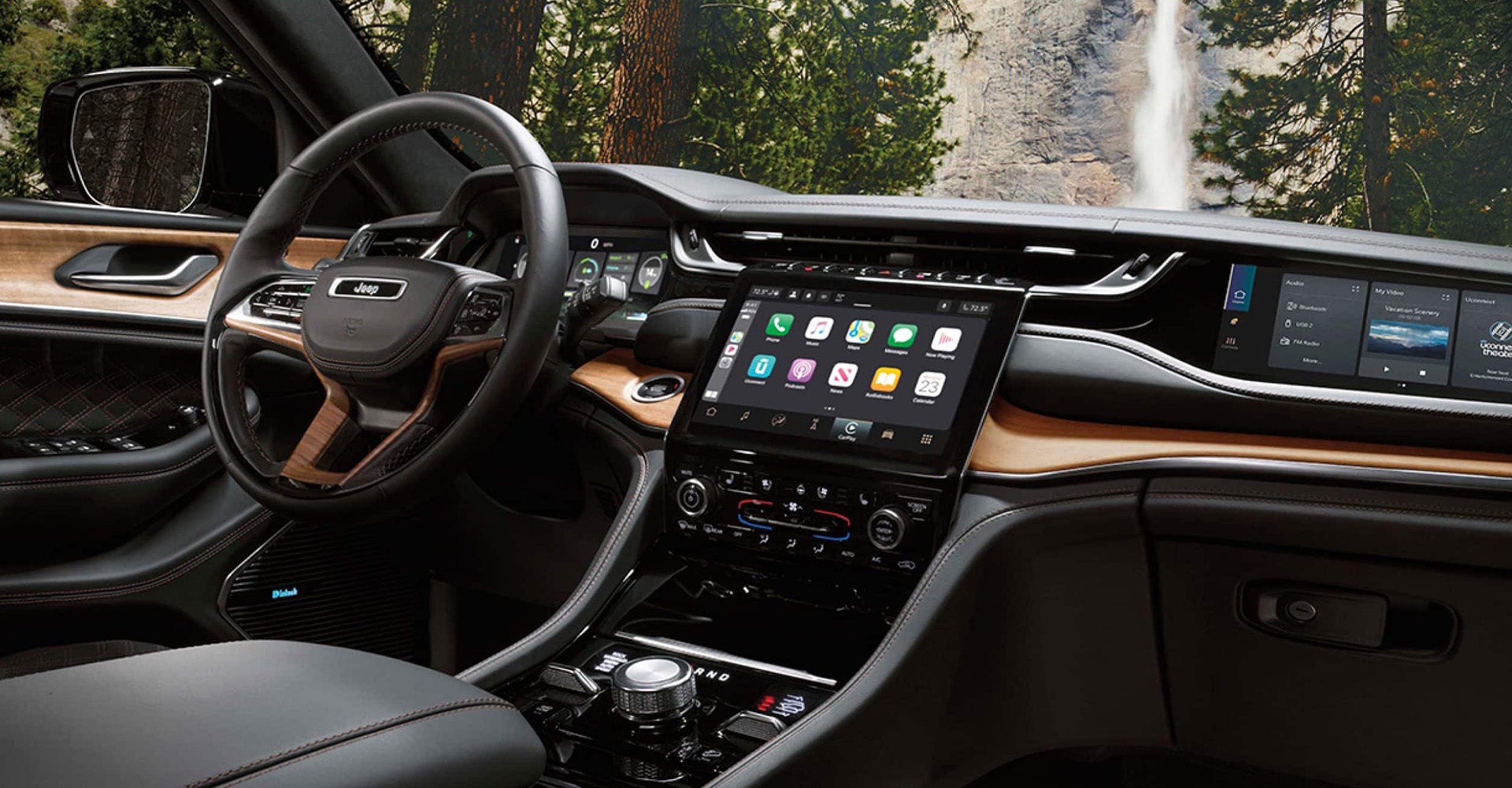 2025 Jeep Grand Cherokee 4xe Interior